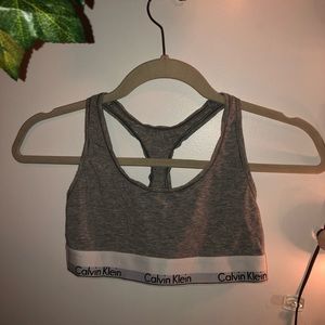 —SOLD ON DEPOP— CALVIN KLEIN GREY AND WHITE